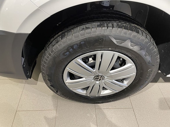 Volkswagen Crafter 12 of 19