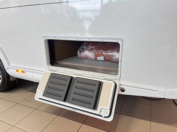 Kabe BRILJANT 470 XL KS (ALDE+Kompressorkyl+Komfortpkt+1 700 kg) 7 of 25