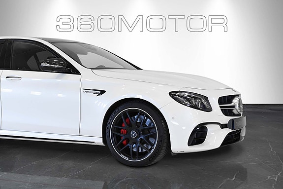 Mercedes-Benz AMG GT Black Series 2 of 13