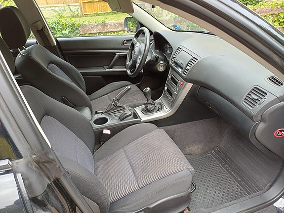 Subaru Outback 3 of 5