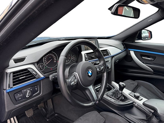 BMW 318d 11 of 16