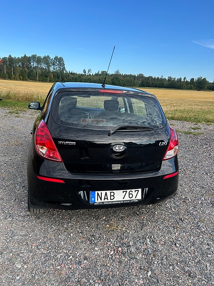 Hyundai i20 6 of 9
