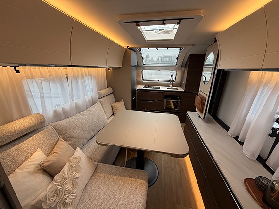 Adria Alpina 663 HT - Queenbed - Alde - Boggie - 20 of 21