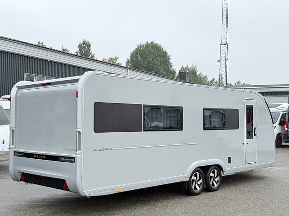 Adria Alpina 663 HT - Queenbed - Alde - Boggie - 3 of 21