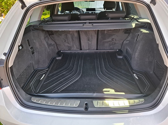 BMW 328i 8 of 8