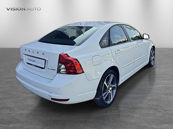 Volvo S40 5 of 22