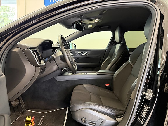 Volvo V60 Cross Country 10 of 21