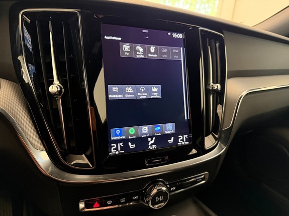 Volvo V60 Cross Country 19 of 21