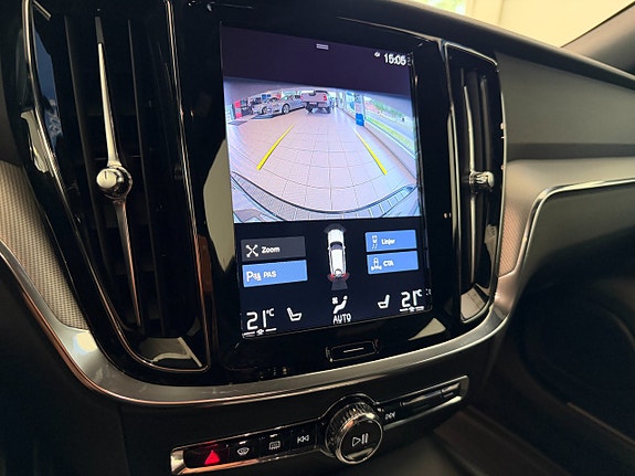 Volvo V60 Cross Country 17 of 21