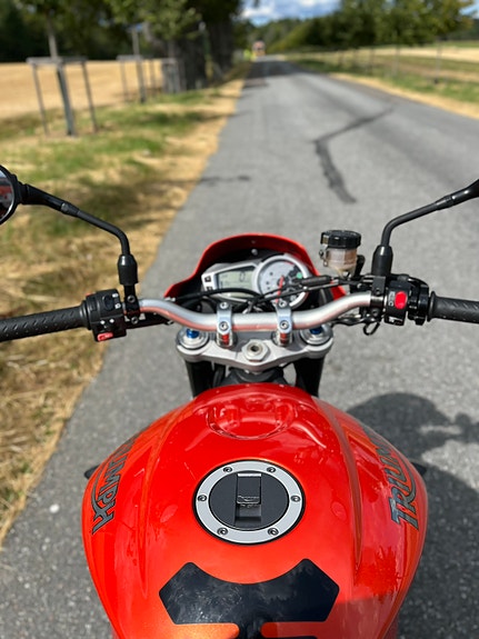 Triumph Street Triple R 4 of 5