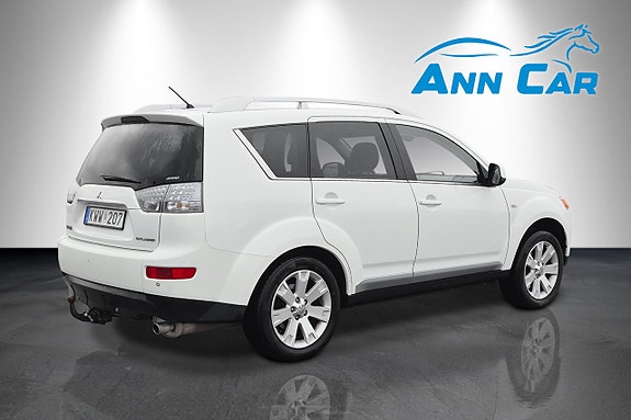 Mitsubishi Outlander 4 of 9