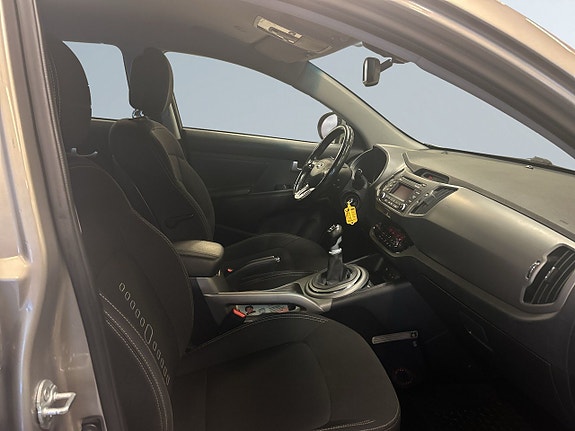 Kia Sportage 10 of 24