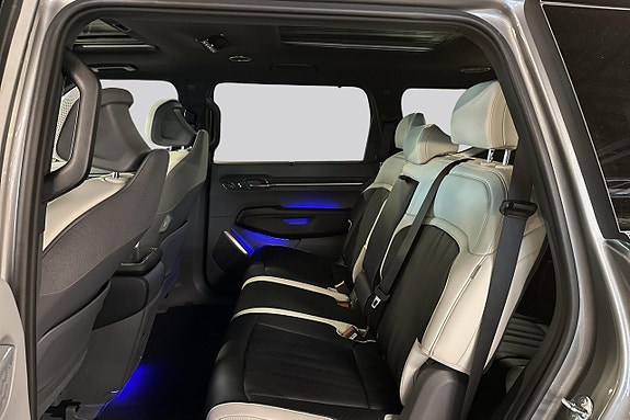 Kia EV9 10 of 24