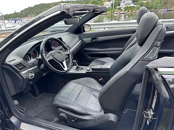 Mercedes-Benz E220 8 of 13