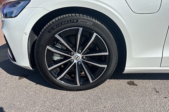 Volvo V60 15 of 16