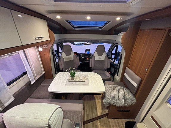 LMC Cruiser Sportline T 722 - Queenbed - Alde - Automat - 150hk - Nyservad - 19 of 19