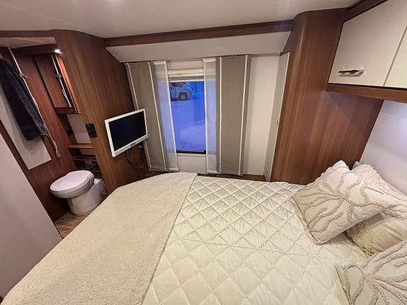 LMC Cruiser Sportline T 722 - Queenbed - Alde - Automat - 150hk - Nyservad - 13 of 19