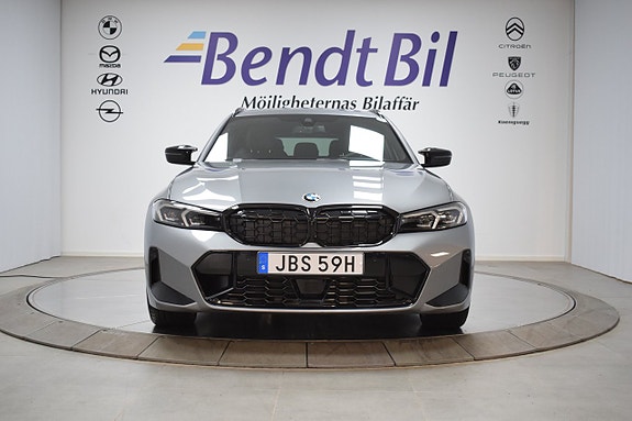 BMW M340i 4 of 25