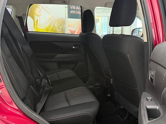Mitsubishi Outlander 14 of 19