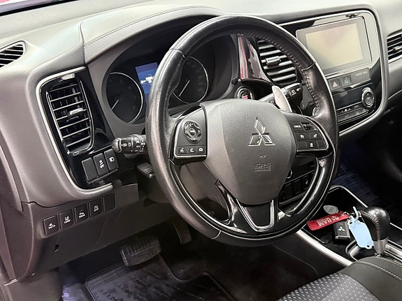 Mitsubishi Outlander 12 of 19