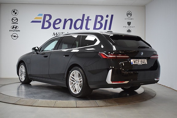 BMW 530e 9 of 25