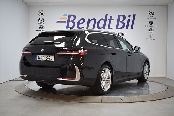 BMW 530e 4 of 25