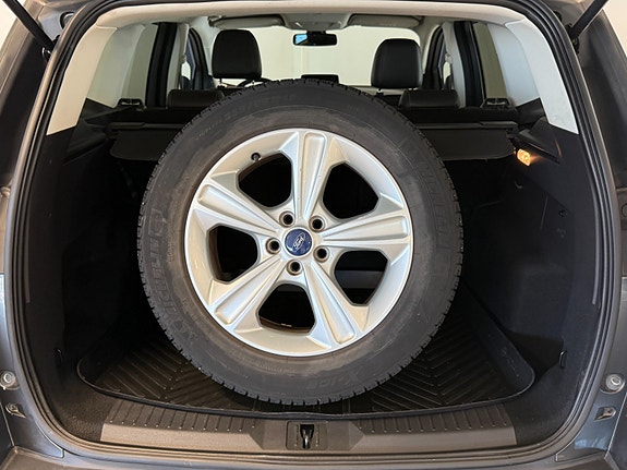 Ford Kuga 16 of 20