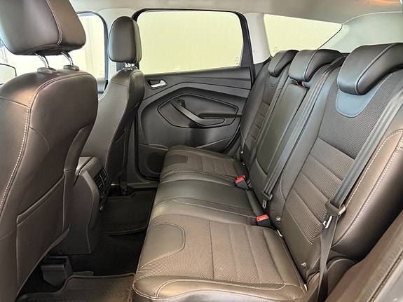Ford Kuga 9 of 20