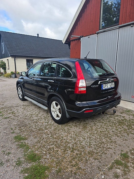Honda CR-V 3 of 7