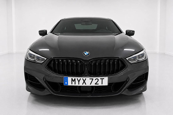 BMW M850i 2 of 30