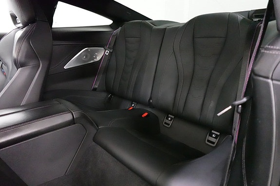 BMW M850i 5 of 30