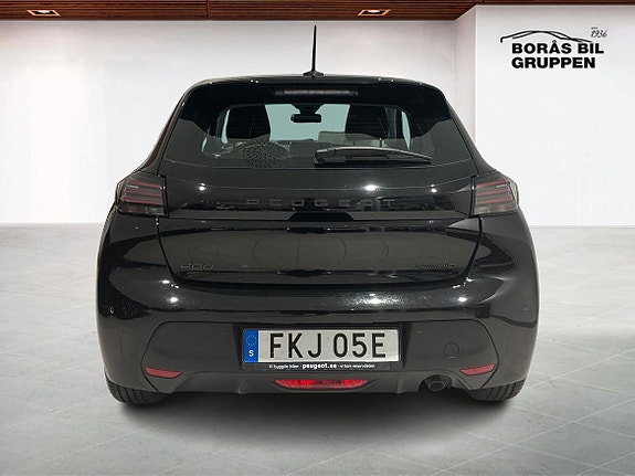 Peugeot 208 7 of 14