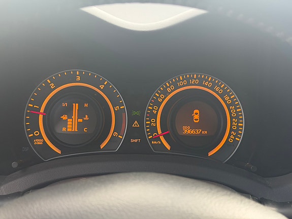 Toyota Auris 12 of 16