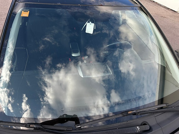 Toyota Auris 11 of 16
