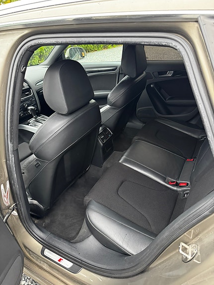 Audi A4 7 of 12