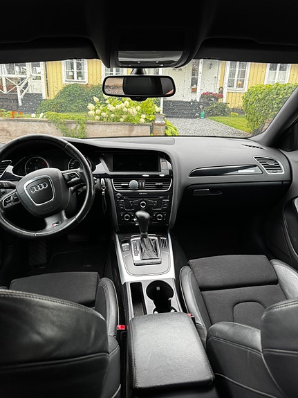 Audi A4 11 of 12