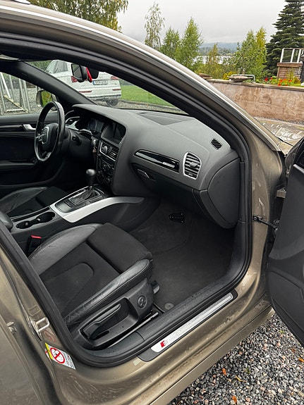 Audi A4 9 of 12