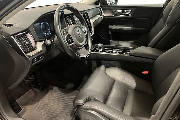 Volvo V60 Cross Country 14 of 22
