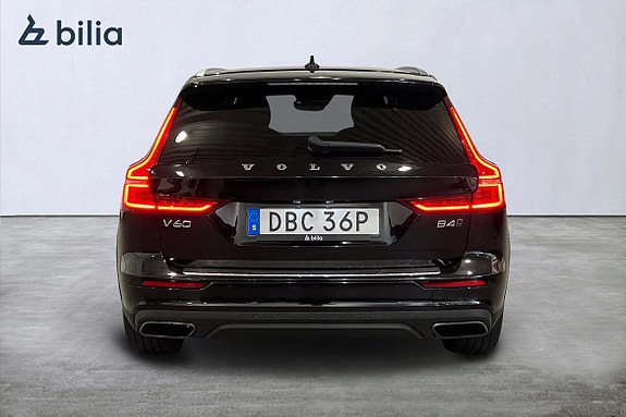 Volvo V60 Cross Country 5 of 22