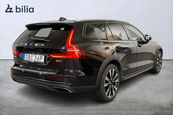 Volvo V60 Cross Country 19 of 22
