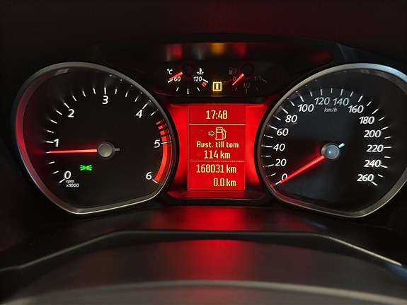 Ford Mondeo 15 of 23