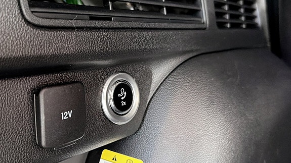 Ford Kuga 10 of 11