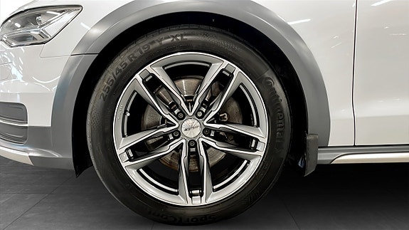Audi A6 allroad 9 of 9