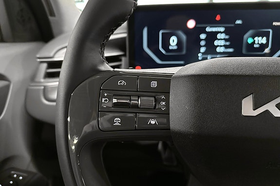 Kia EV9 17 of 24
