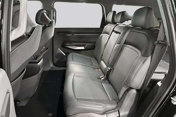 Kia EV9 10 of 24