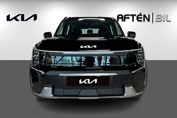 Kia EV9 2 of 24