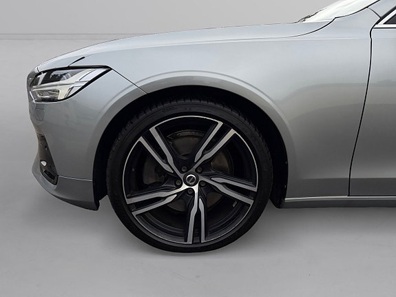 Volvo V90 3 of 23