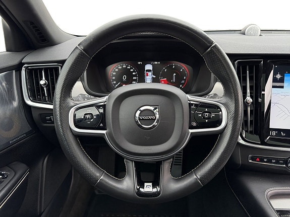 Volvo V90 16 of 23