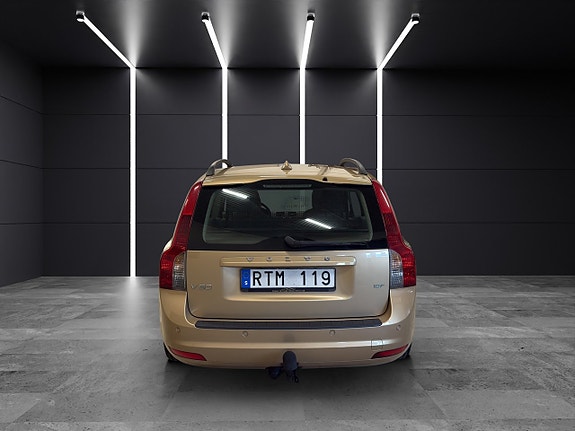 Volvo V50 5 of 23
