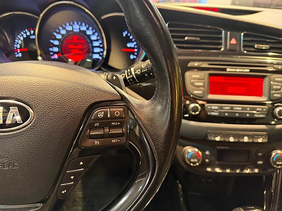 Kia Ceed 12 of 25